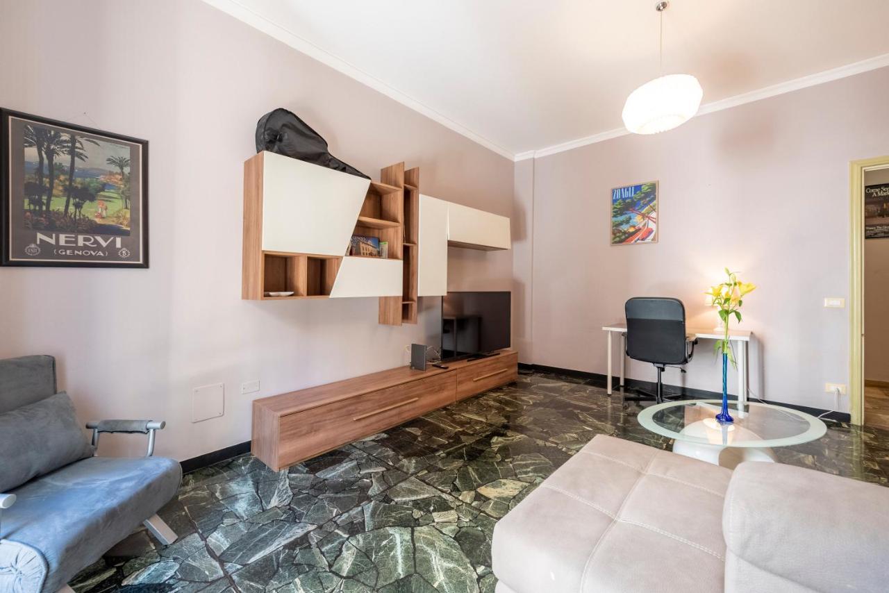 Joivy Cute Flat With Terrace Lägenhet Genua Exteriör bild
