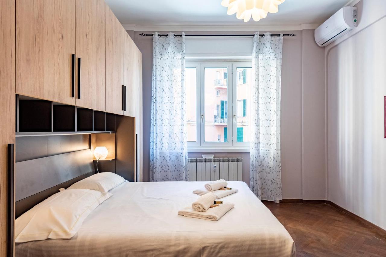 Joivy Cute Flat With Terrace Lägenhet Genua Exteriör bild