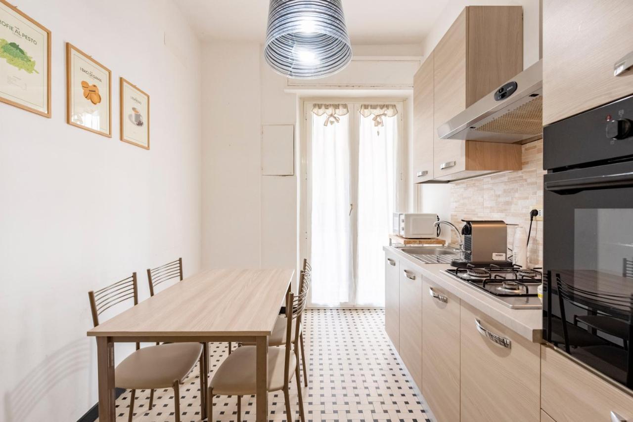 Joivy Cute Flat With Terrace Lägenhet Genua Exteriör bild
