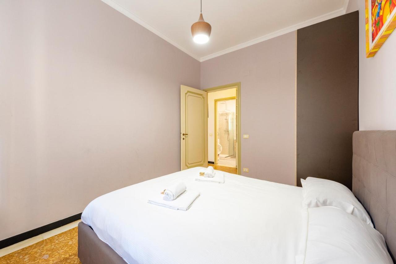 Joivy Cute Flat With Terrace Lägenhet Genua Exteriör bild